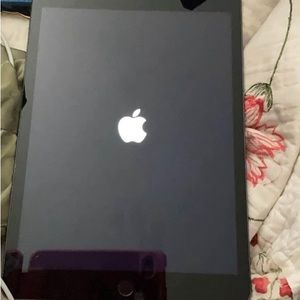 Apple IPad 8th generation wifi